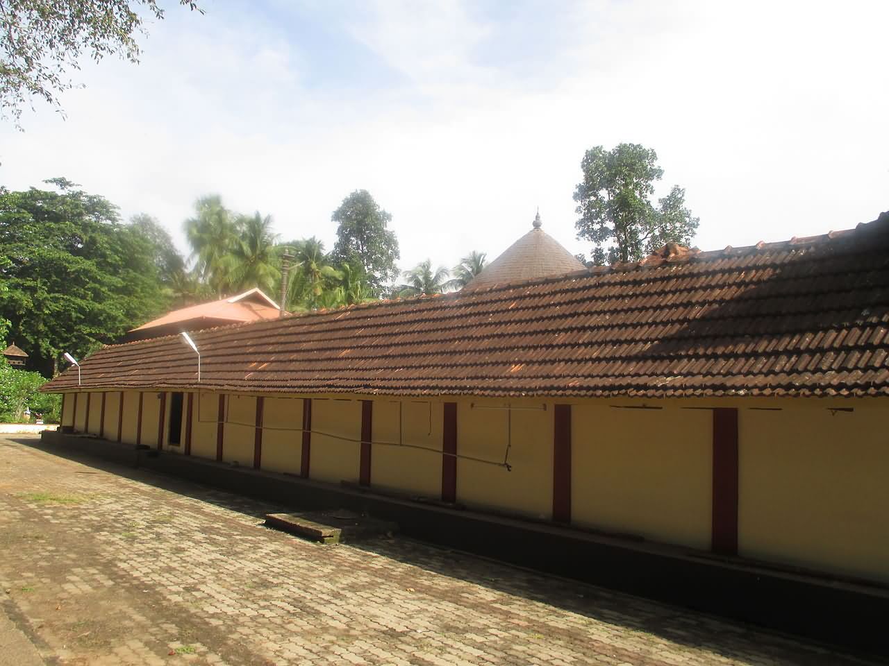 Thrikodithanam-mahavishnu-temple-of-lord-vishnu-Atma Nirvana