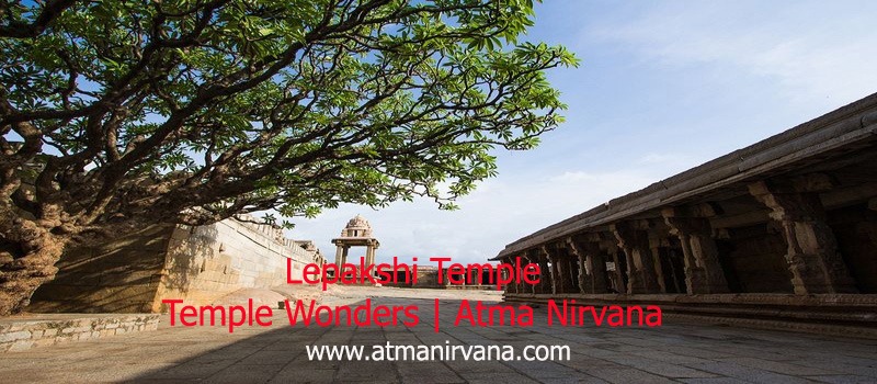 lepakshi-temple-hanging-pillar-atmanirvana6