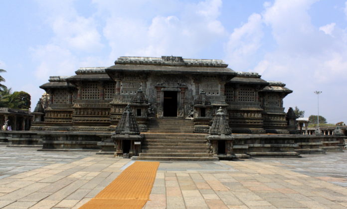 Belur World Famous Hoysala Chennakeshava Temple