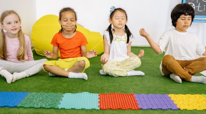 How Yoga Benefits Your Kid’s Health and Lifestyle